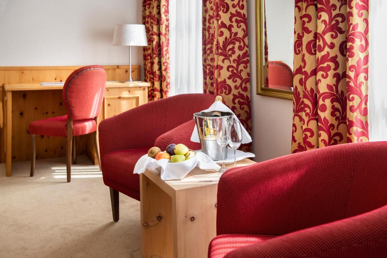 Hotel Engiadina Zuoz Zewnętrze zdjęcie