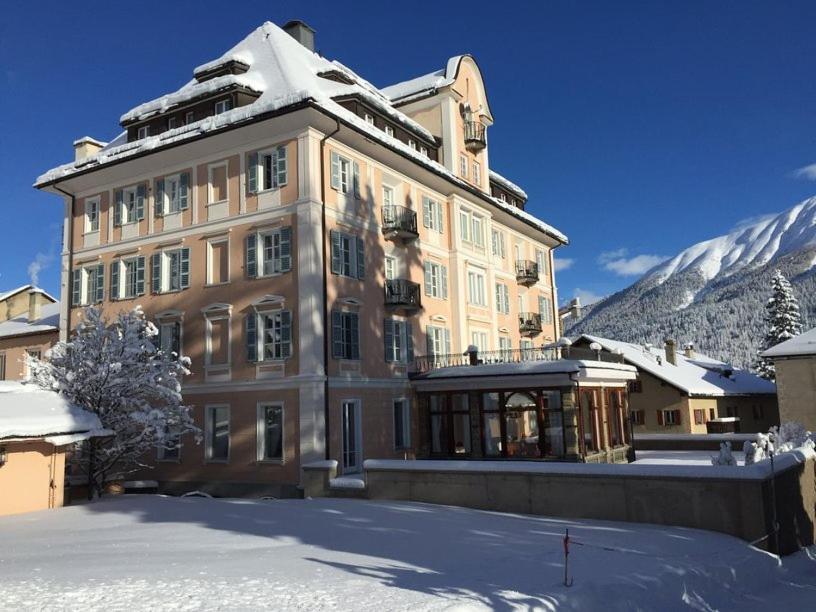 Hotel Engiadina Zuoz Zewnętrze zdjęcie