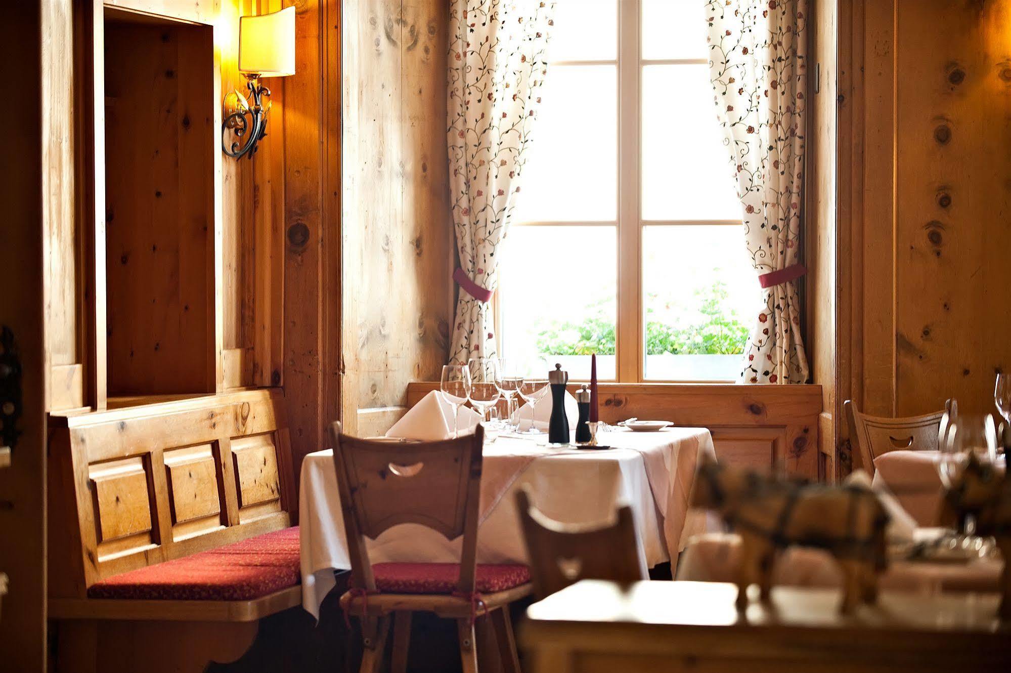 Hotel Engiadina Zuoz Zewnętrze zdjęcie